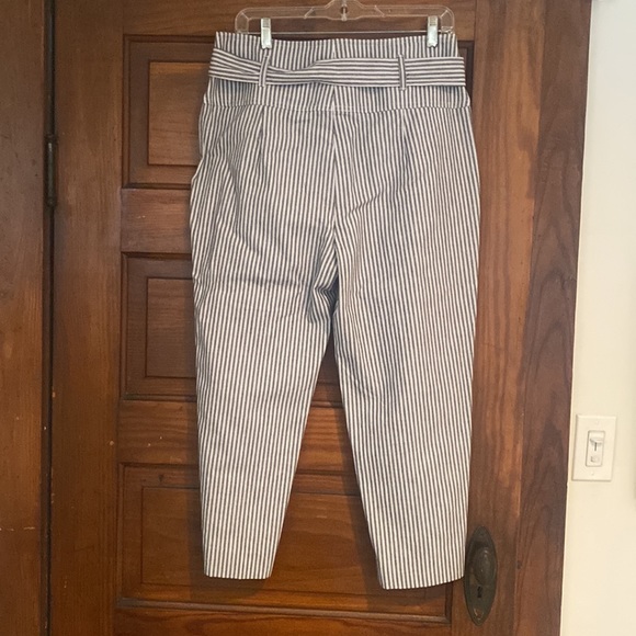 New With Tags BCBGeneration Cropped Striped Pant. White with black stripes. - Picture 4 of 4